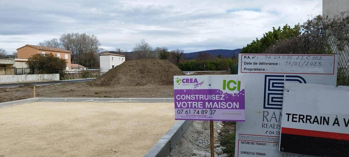 Terrain seul à Cruas en Ardèche (07) de 400 m² à vendre au prix de 81900€