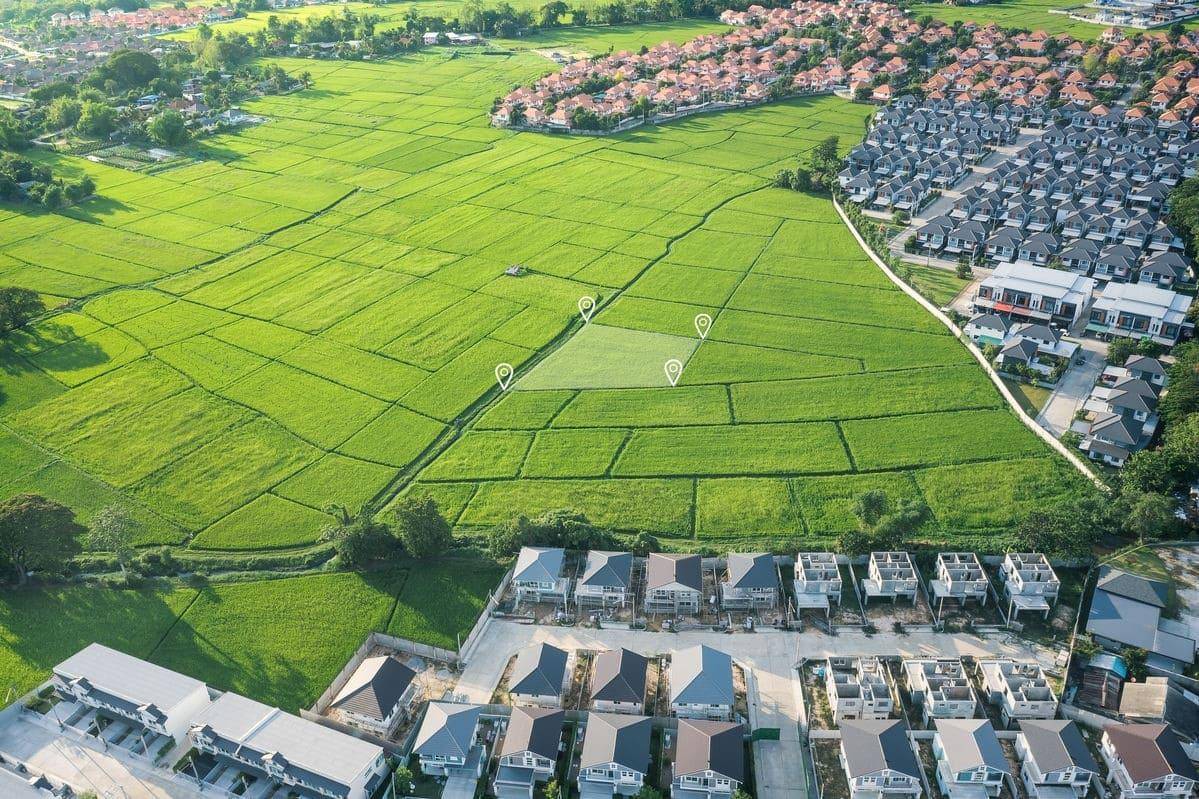 Terrain seul à Rouillon en Sarthe (72) de 258 m² à vendre au prix de 61000€ - 1