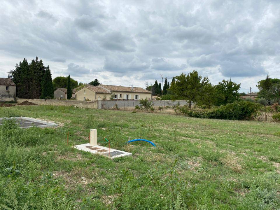 Terrain seul à Sainte-Cécile-les-Vignes en Vaucluse (84) de 261 m² à vendre au prix de 69900€ - 3