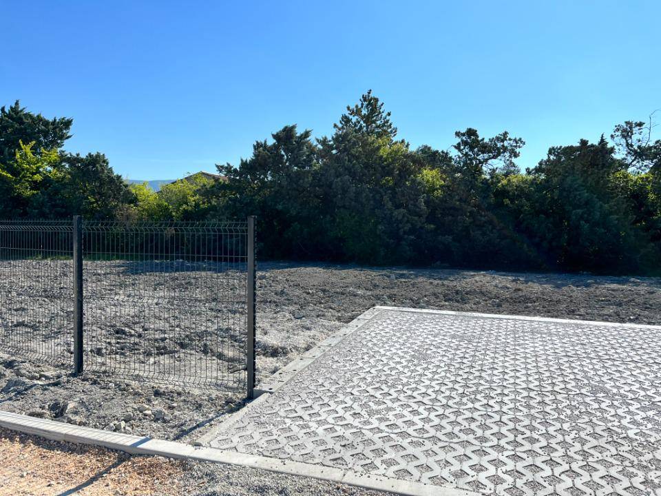 Terrain seul à L'Isle-sur-la-Sorgue en Vaucluse (84) de 528 m² à vendre au prix de 180000€ - 2