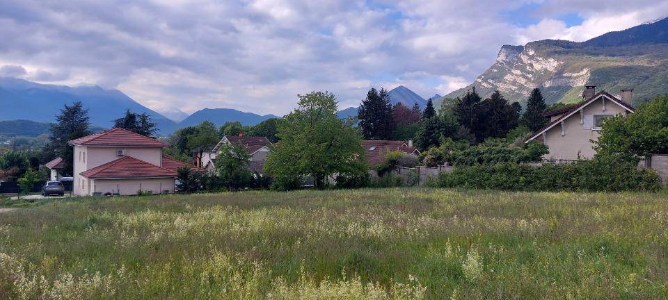 Terrain seul à Claix en Isère (38) de 700 m² à vendre au prix de 259000€ - 3
