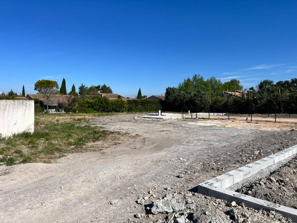 Programme terrain + maison à L'Isle-sur-la-Sorgue en Vaucluse (84) de 85 m² à vendre au prix de 353000€ - 4