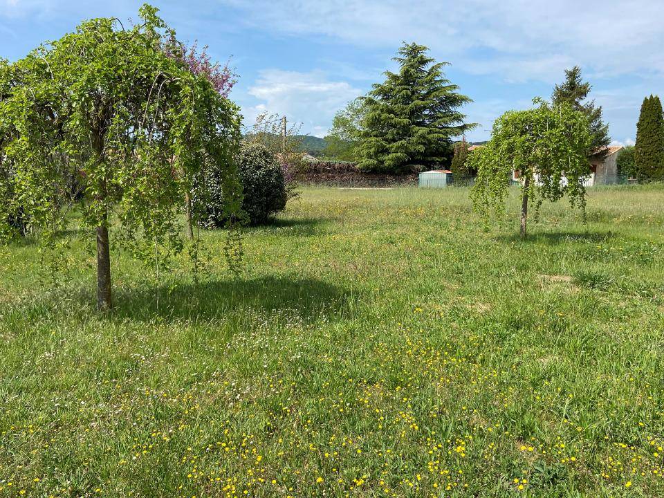 Terrain seul à La Brillanne en Alpes-de-Haute-Provence (04) de 418 m² à vendre au prix de 99000€