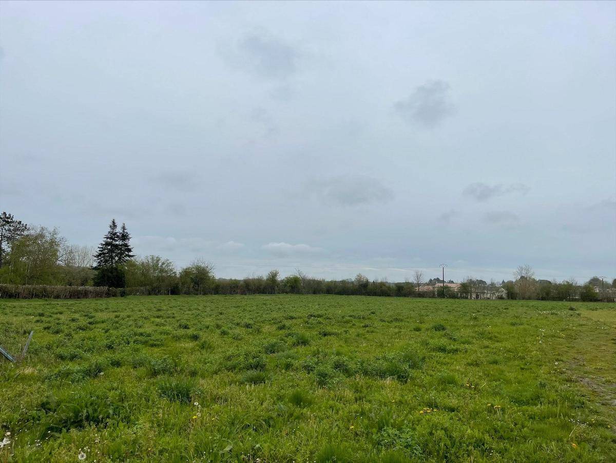 Terrain seul à Albert en Somme (80) de 2177 m² à vendre au prix de 45000€