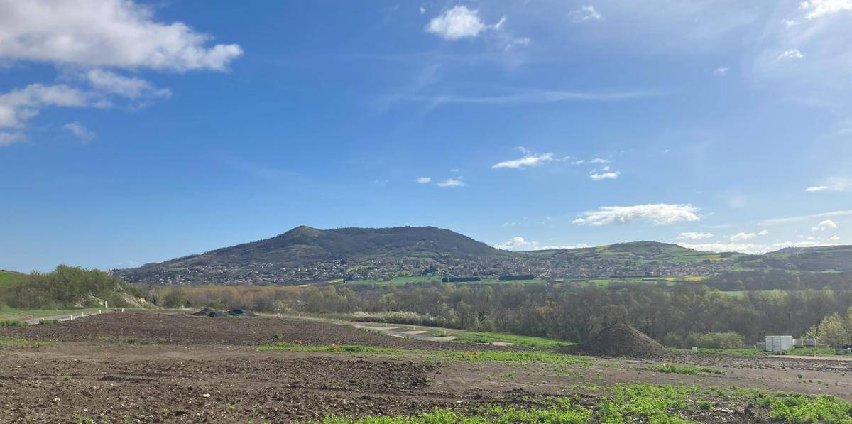 Terrain seul à Cournon-d'Auvergne en Puy-de-Dôme (63) de 350 m² à vendre au prix de 59500€ - 3