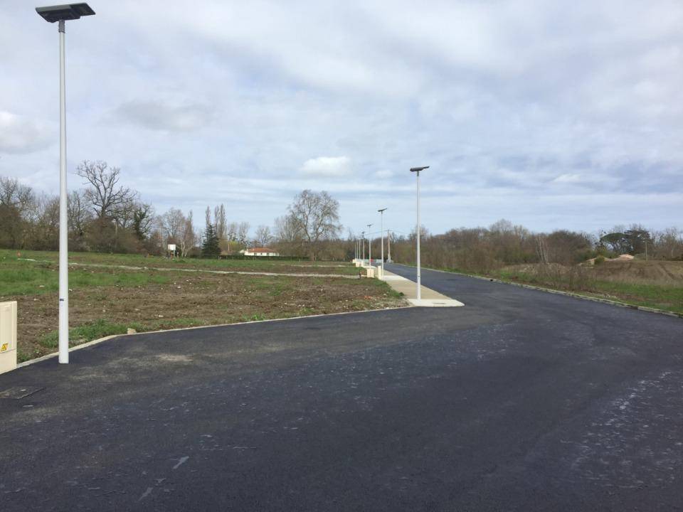 Terrain seul à Saint-Lys en Haute-Garonne (31) de 357 m² à vendre au prix de 79900€ - 1