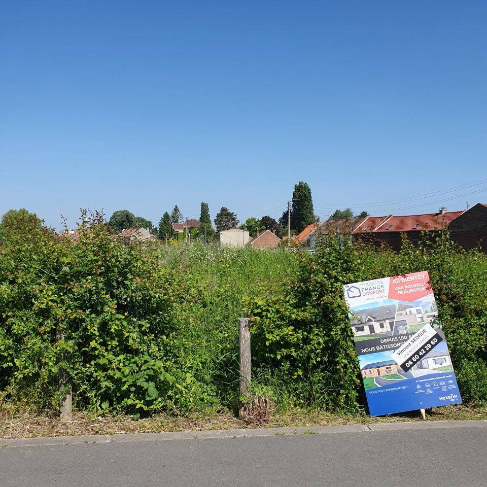 Terrain seul à Carvin en Pas-de-Calais (62) de 580 m² à vendre au prix de 78000€