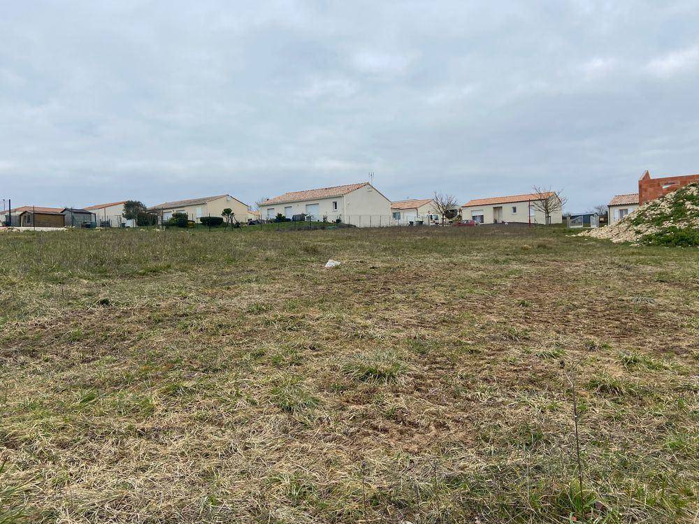 Programme terrain + maison à Rouillac en Charente (16) de 89 m² à vendre au prix de 159020€ - 4