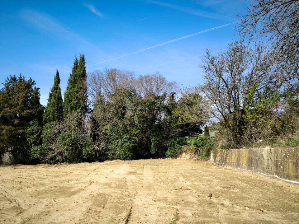 Terrain seul à Cadenet en Vaucluse (84) de 409 m² à vendre au prix de 178900€ - 3