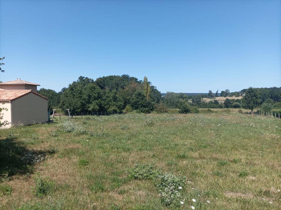 Programme terrain + maison à Cours-de-Pile en Dordogne (24) de 65 m² à vendre au prix de 196000€ - 3