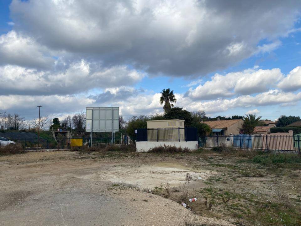 Terrain seul à Générac en Gard (30) de 490 m² à vendre au prix de 144900€
