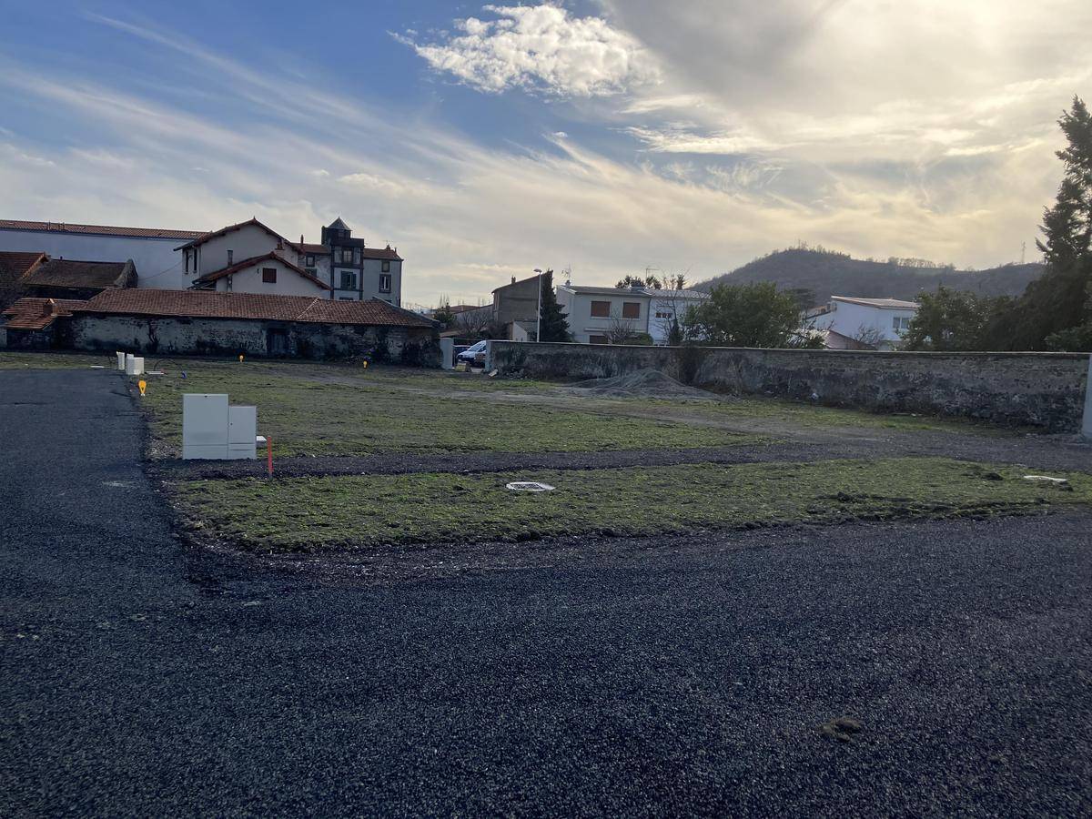 Terrain seul à Cébazat en Puy-de-Dôme (63) de 248 m² à vendre au prix de 66000€ - 4