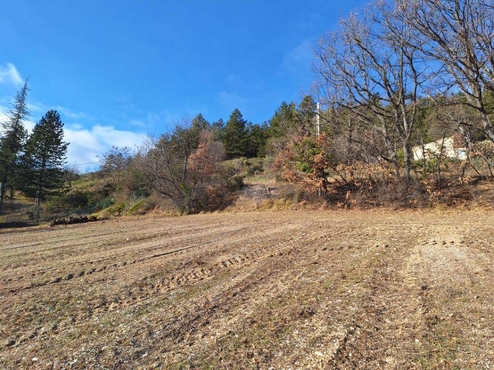 Terrain seul à Sisteron en Alpes-de-Haute-Provence (04) de 1092 m² à vendre au prix de 123000€ - 1
