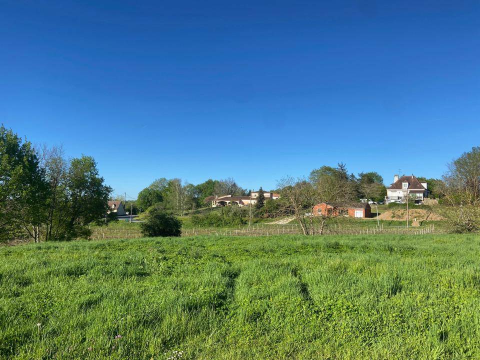 Terrain seul à Bergerac en Dordogne (24) de 1250 m² à vendre au prix de 28800€ - 2
