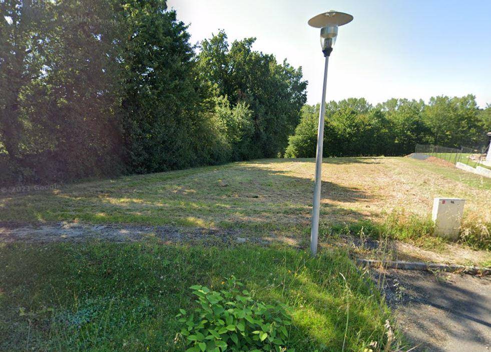 Terrain seul à Vicq-sur-Gartempe en Vienne (86) de 1200 m² à vendre au prix de 14800€
