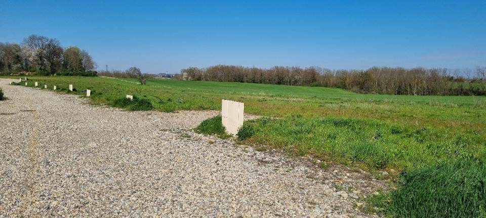 Terrain seul à Montanay en Rhône (69) de 700 m² à vendre au prix de 320000€ - 2