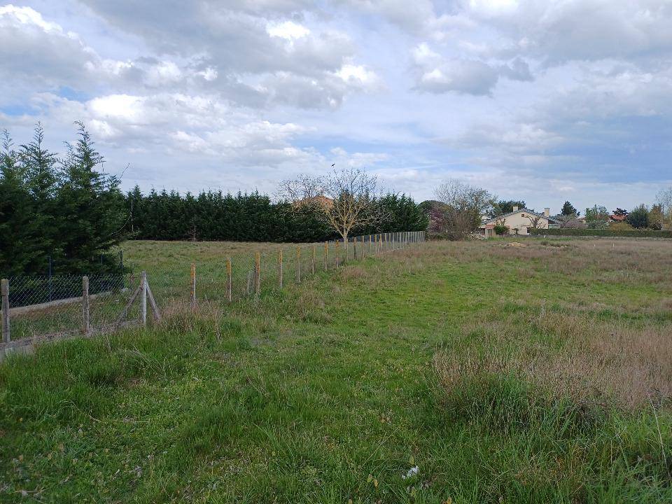 Terrain seul à Pamiers en Ariège (09) de 600 m² à vendre au prix de 57000€ - 2