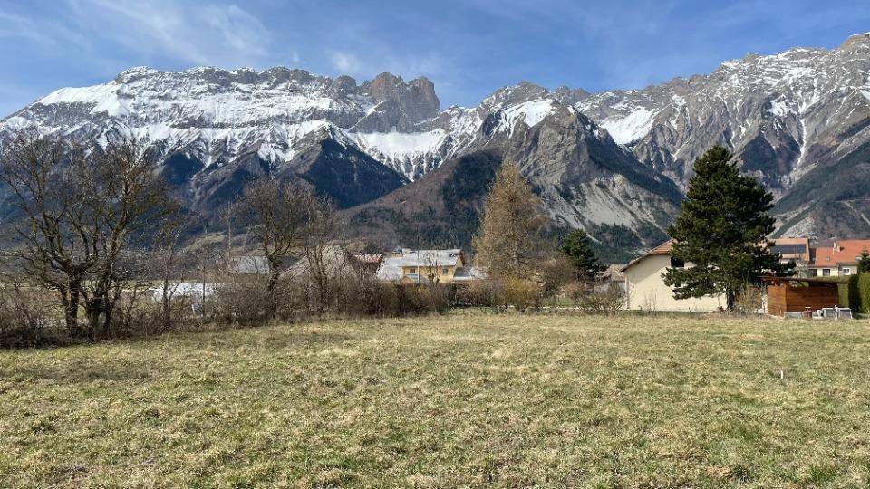 Terrain seul à Aubessagne en Hautes-Alpes (05) de 377 m² à vendre au prix de 58000€