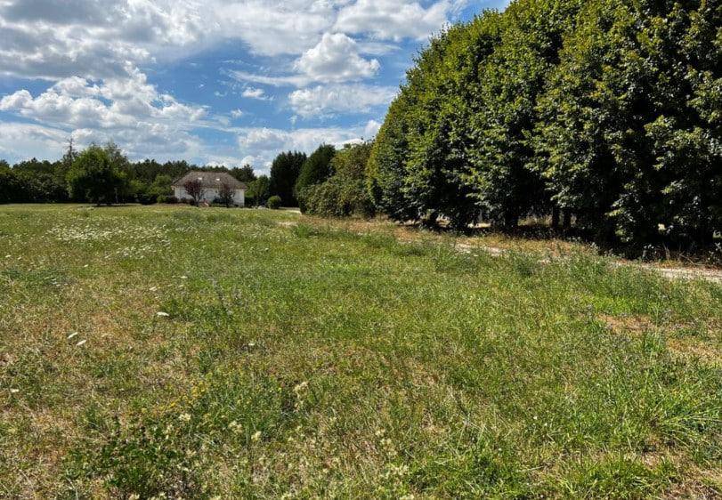 Terrain seul à Chagny en Saône-et-Loire (71) de 606 m² à vendre au prix de 60570€