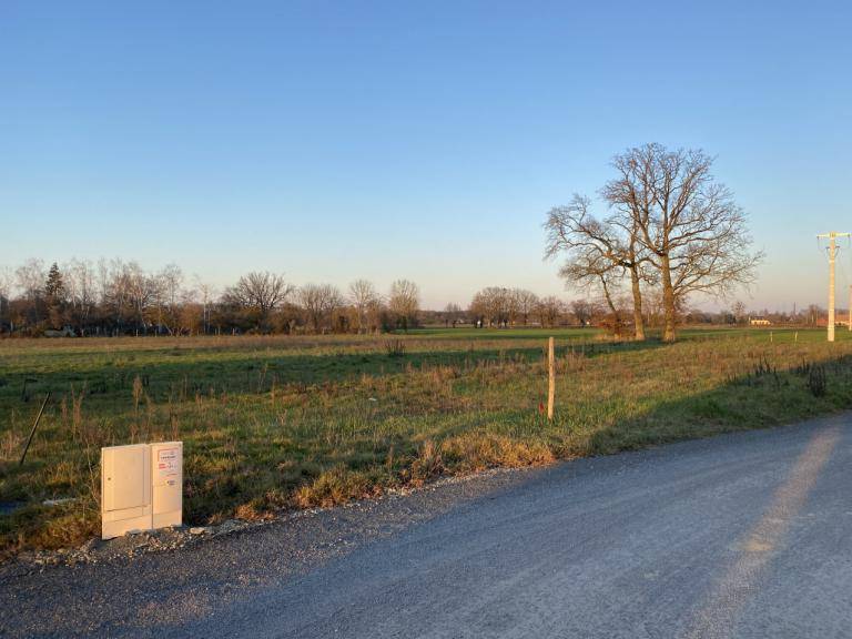 Terrain seul à La Bazoge en Sarthe (72) de 388 m² à vendre au prix de 66000€ - 1