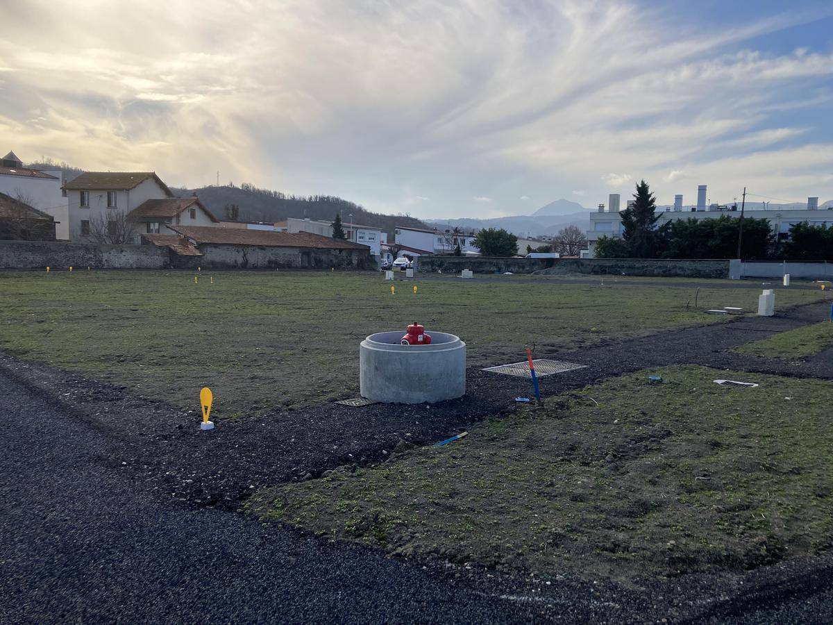 Terrain seul à Cébazat en Puy-de-Dôme (63) de 283 m² à vendre au prix de 76000€ - 3