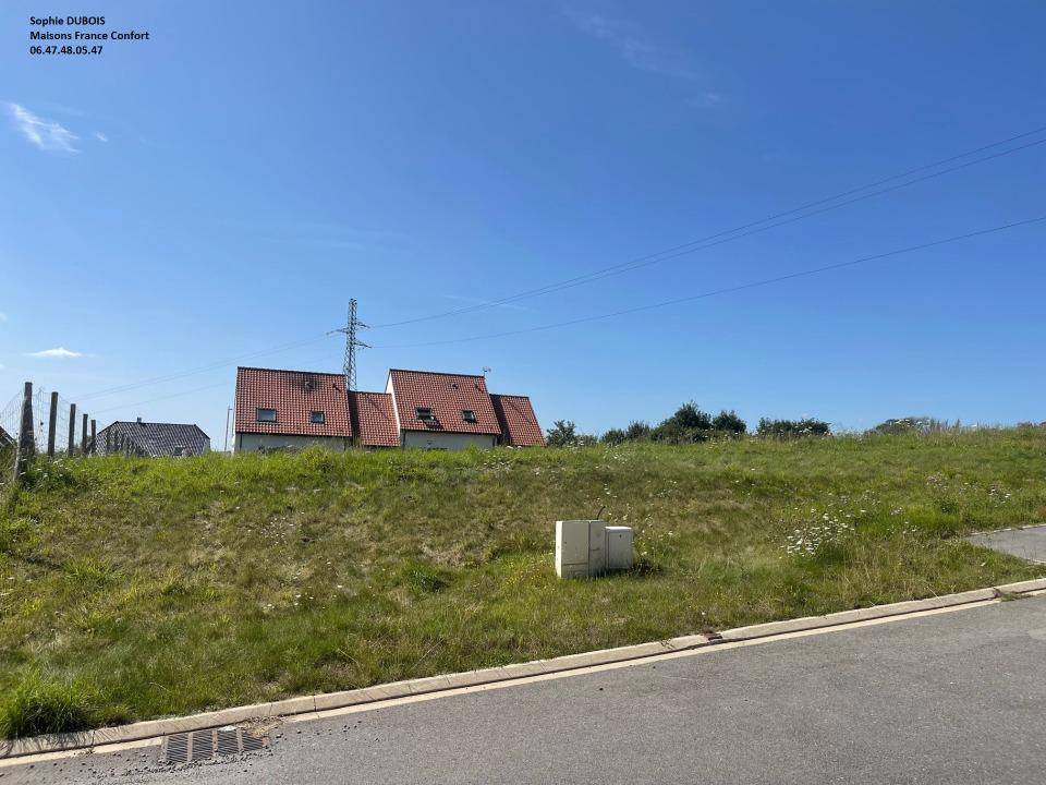Terrain seul à Lumbres en Pas-de-Calais (62) de 569 m² à vendre au prix de 65500€ - 2