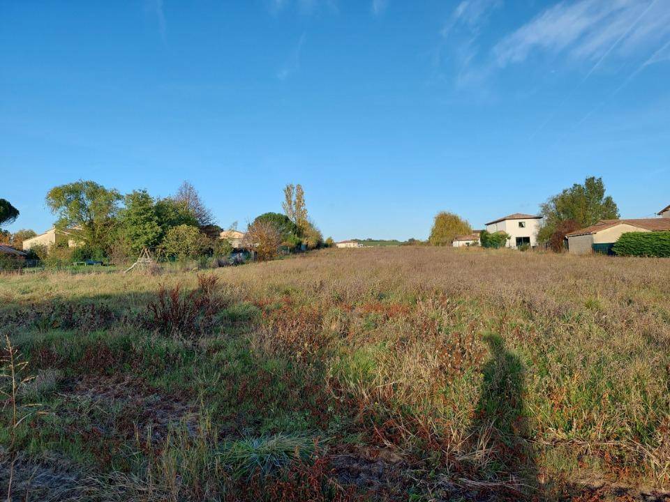 Terrain seul à Bruguières en Haute-Garonne (31) de 700 m² à vendre au prix de 110000€ - 2