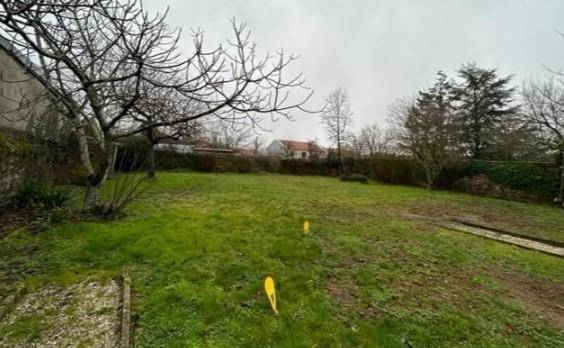 Terrain seul à Herbault en Loir-et-Cher (41) de 2600 m² à vendre au prix de 93000€