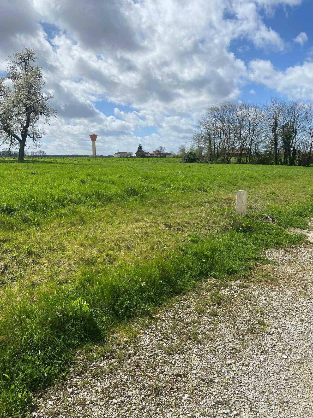 Terrain seul à La Porte du Der en Haute-Marne (52) de 1086 m² à vendre au prix de 20376€
