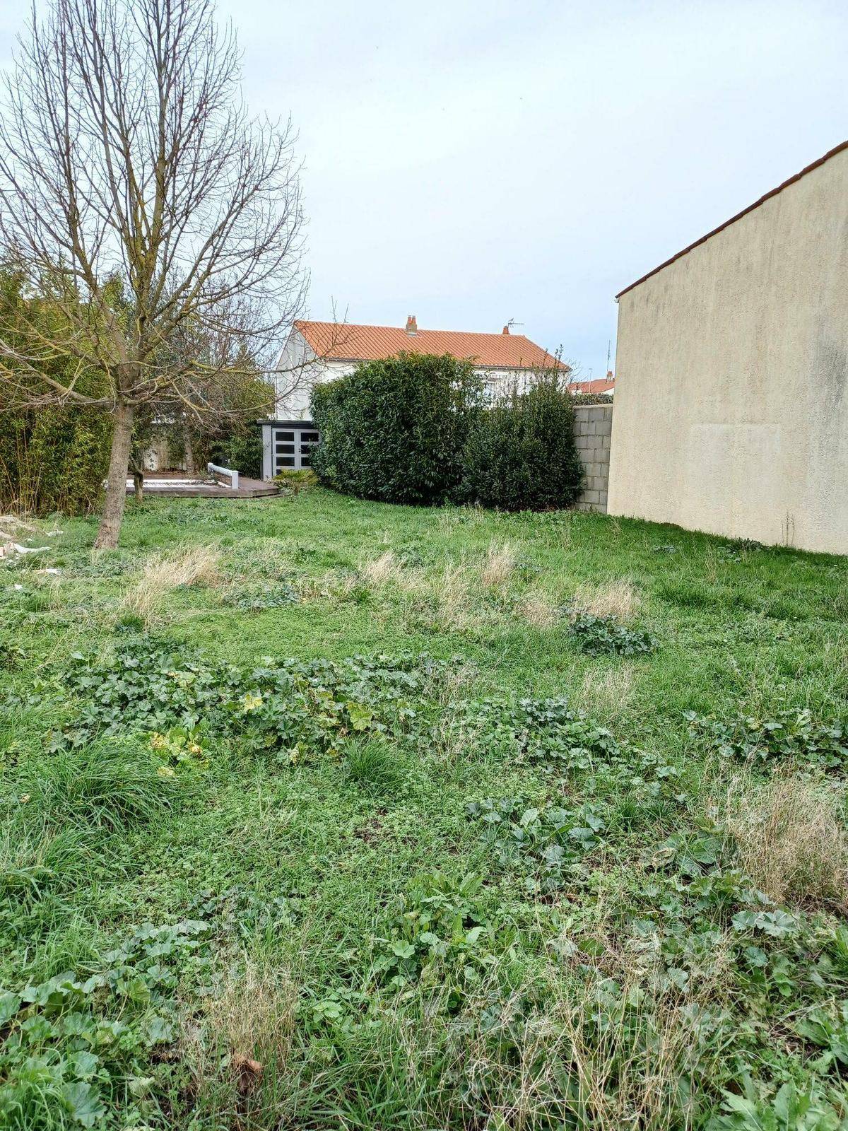 Terrain seul à L'Houmeau en Charente-Maritime (17) de 515 m² à vendre au prix de 365000€
