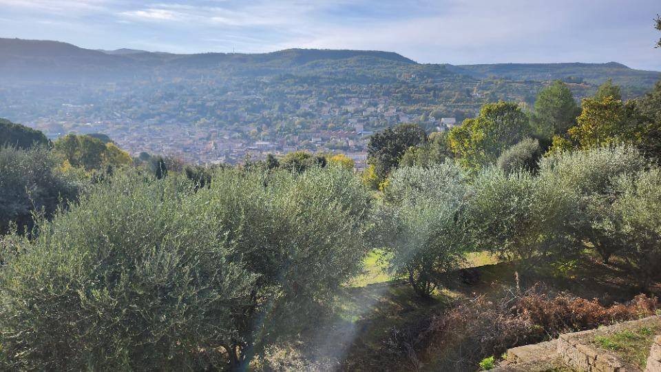 Terrain seul à Apt en Vaucluse (84) de 800 m² à vendre au prix de 160000€ - 1