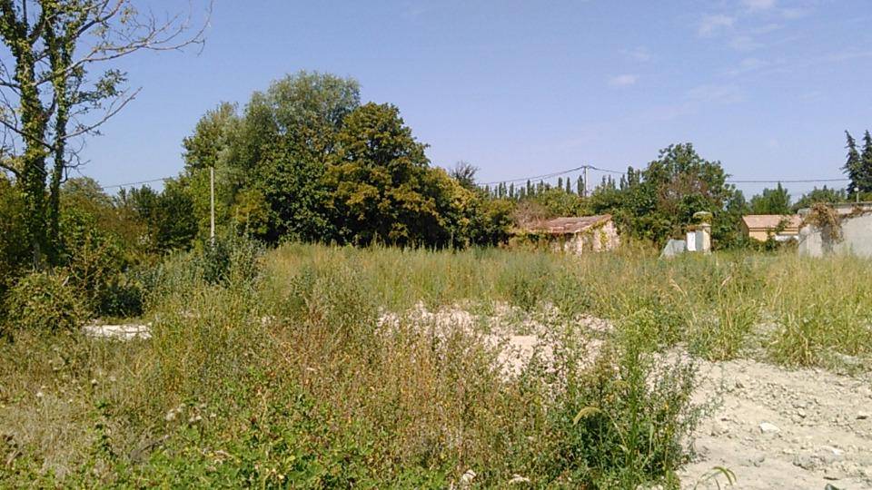 Terrain seul à Aubignan en Vaucluse (84) de 350 m² à vendre au prix de 135000€ - 2