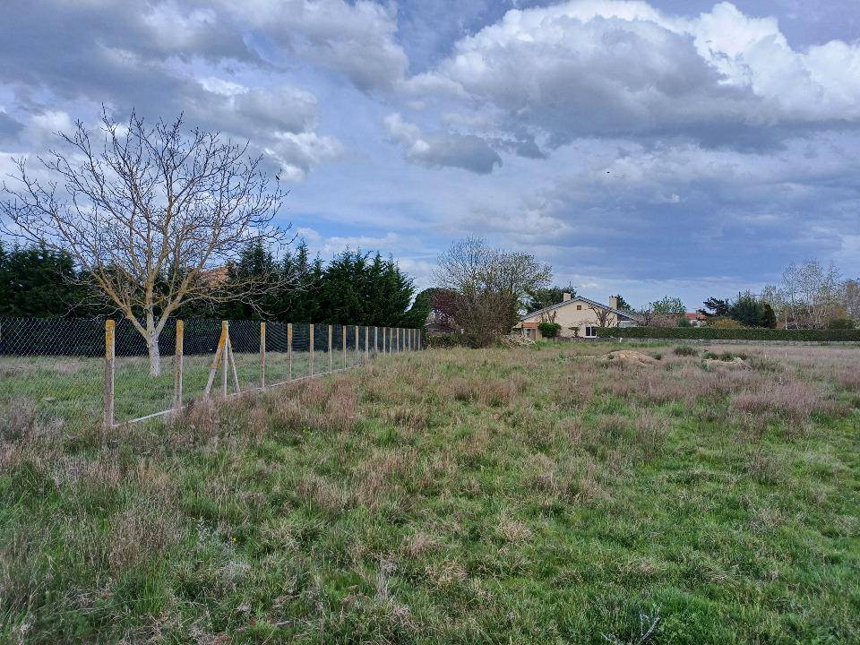 Terrain seul à Pamiers en Ariège (09) de 449 m² à vendre au prix de 43000€ - 2