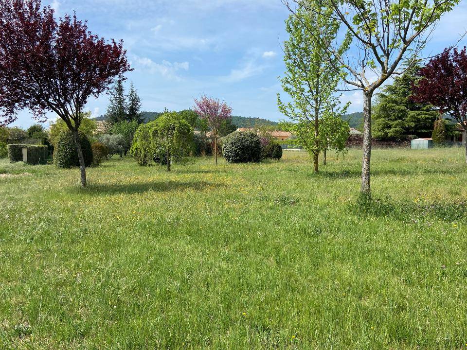 Terrain seul à La Brillanne en Alpes-de-Haute-Provence (04) de 446 m² à vendre au prix de 105000€
