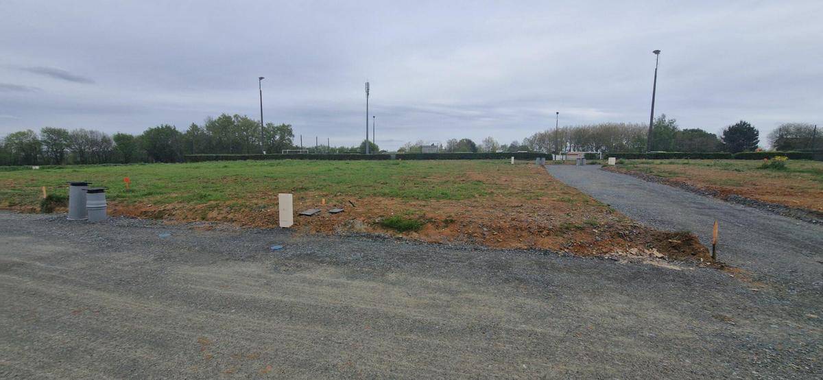 Terrain seul à Saint-Hilaire-le-Vouhis en Vendée (85) de 504 m² à vendre au prix de 34776€ - 1