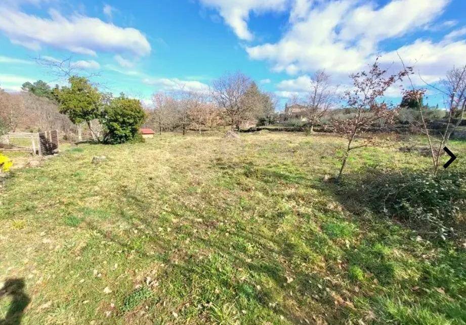Terrain seul à Saint-Paul-le-Jeune en Ardèche (07) de 1025 m² à vendre au prix de 80000€ - 1
