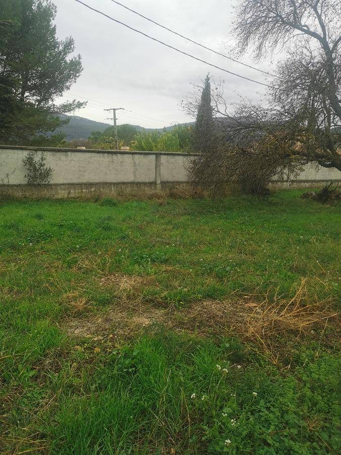Terrain seul à Cuges-les-Pins en Bouches-du-Rhône (13) de 800 m² à vendre au prix de 280000€ - 3