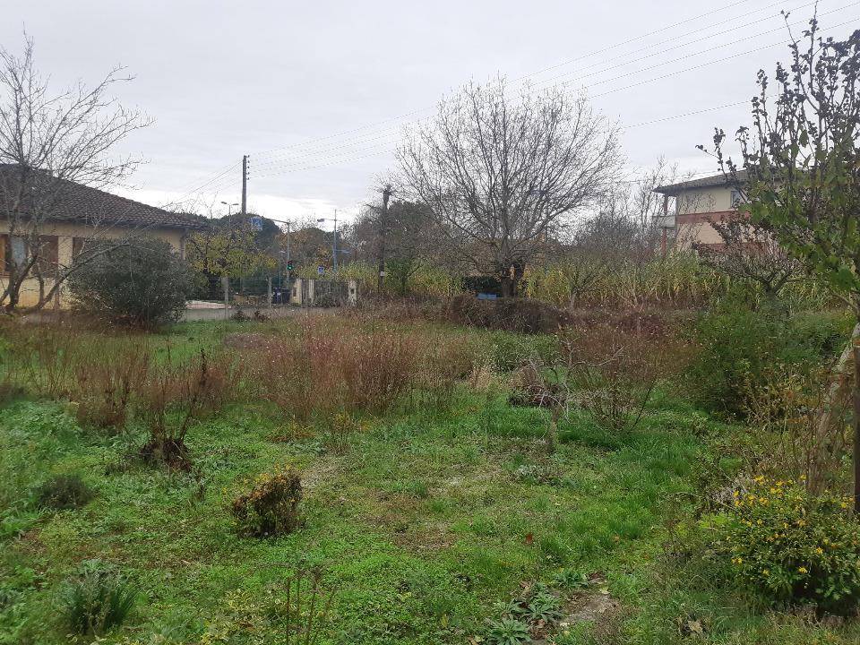 Terrain seul à Launaguet en Haute-Garonne (31) de 300 m² à vendre au prix de 105000€ - 4