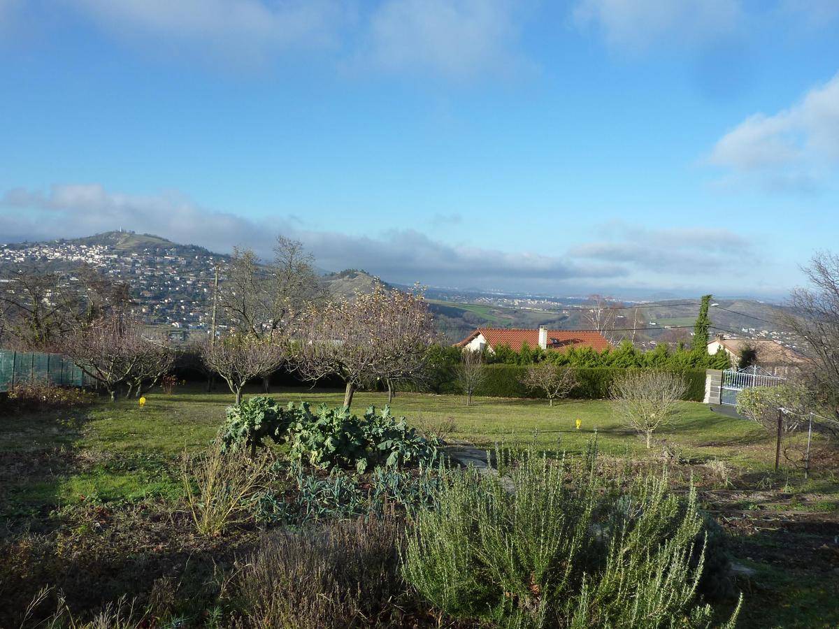 Terrain seul à Veyre-Monton en Puy-de-Dôme (63) de 551 m² à vendre au prix de 90915€ - 1