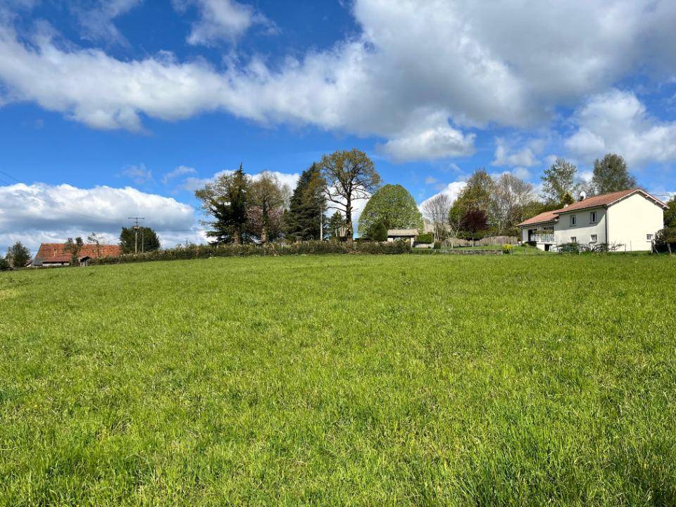 Terrain seul à Arpajon-sur-Cère en Cantal (15) de 1185 m² à vendre au prix de 71760€ - 1