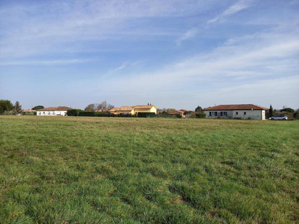 Terrain seul à Montbeton en Tarn-et-Garonne (82) de 1450 m² à vendre au prix de 89000€