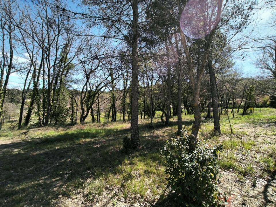 Terrain seul à La Roque-d'Anthéron en Bouches-du-Rhône (13) de 423 m² à vendre au prix de 169000€ - 2