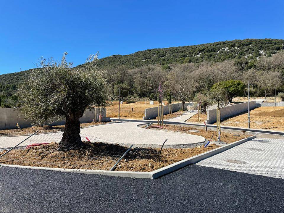 Terrain seul à Vailhauquès en Hérault (34) de 350 m² à vendre au prix de 170000€ - 2