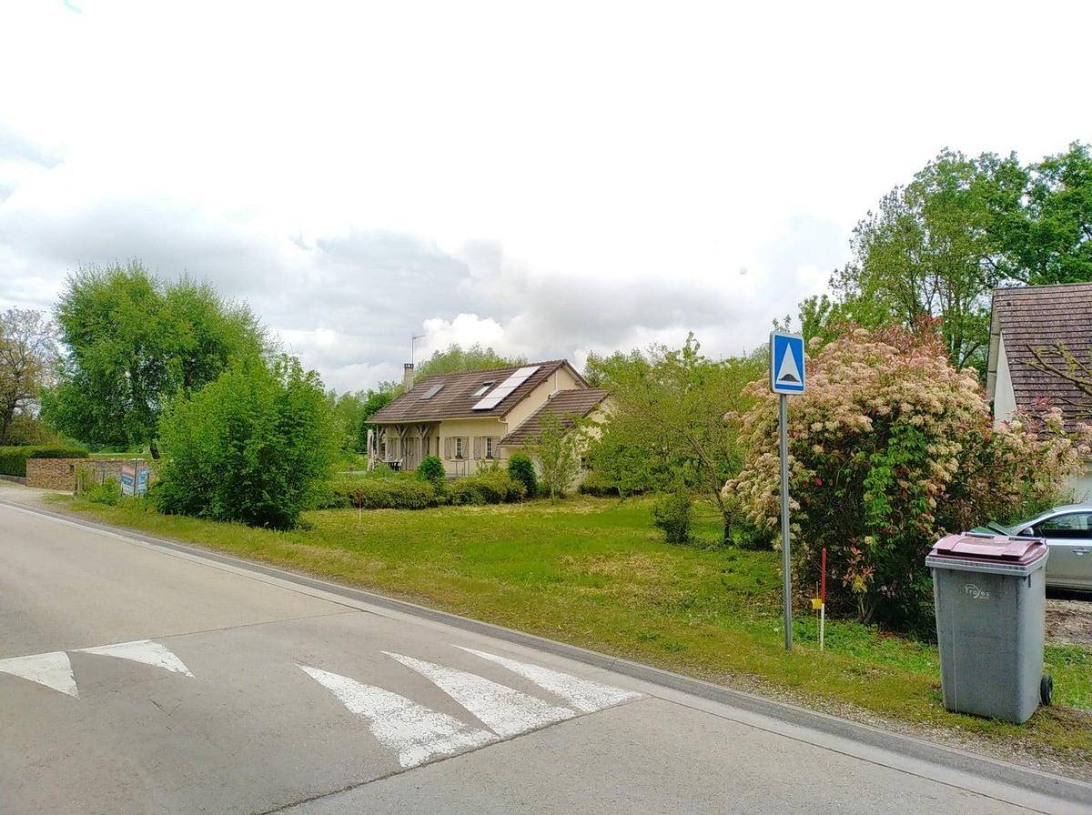 Terrain seul à Maizières-la-Grande-Paroisse en Aube (10) de 1100 m² à vendre au prix de 40000€