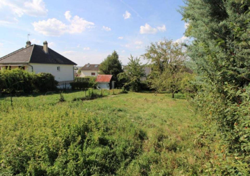 Terrain seul à Gagny en Seine-Saint-Denis (93) de 218 m² à vendre au prix de 149500€