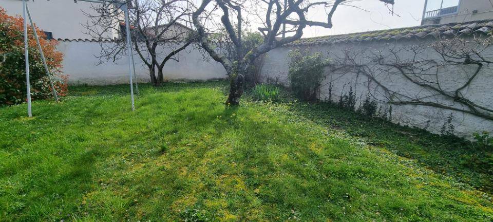 Terrain seul à Orliénas en Rhône (69) de 408 m² à vendre au prix de 220000€ - 1