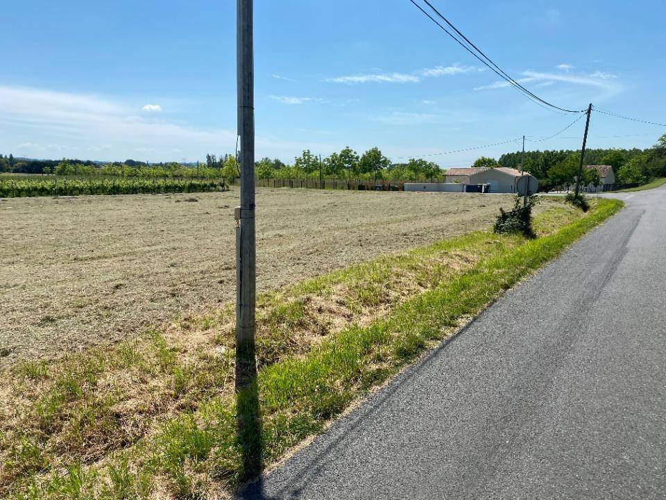 Terrain seul à Saint-Antoine-de-Breuilh en Dordogne (24) de 2600 m² à vendre au prix de 40000€ - 1