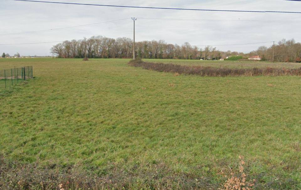 Terrain seul à Montaner en Pyrénées-Atlantiques (64) de 1000 m² à vendre au prix de 20000€ - 1