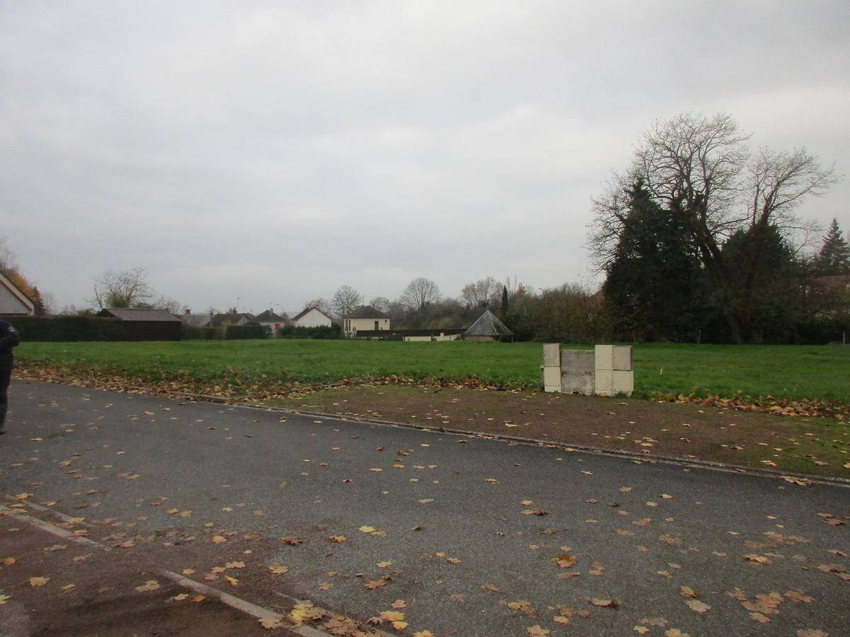 Terrain seul à Cercy-la-Tour en Nièvre (58) de 920 m² à vendre au prix de 5520€