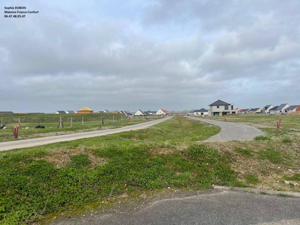 Terrain seul à Guînes en Pas-de-Calais (62) de 452 m² à vendre au prix de 60000€ - 1